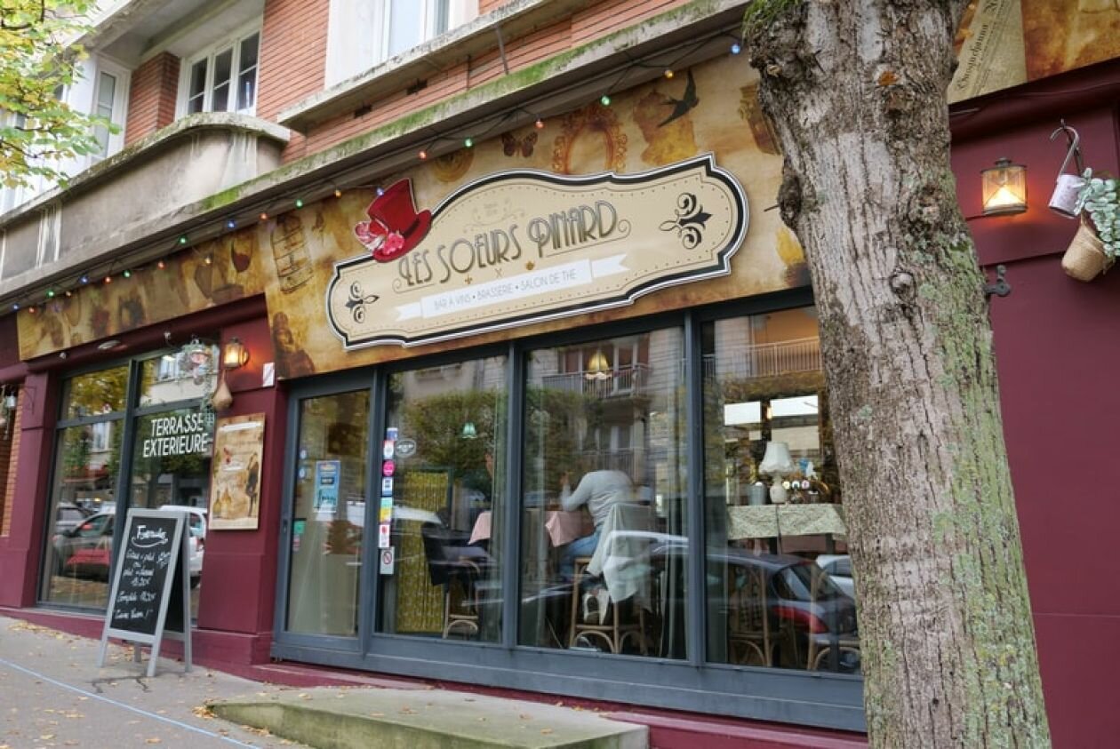 Les sœurs Pinard à Lisieux : bar, brasserie, concert, brunch 